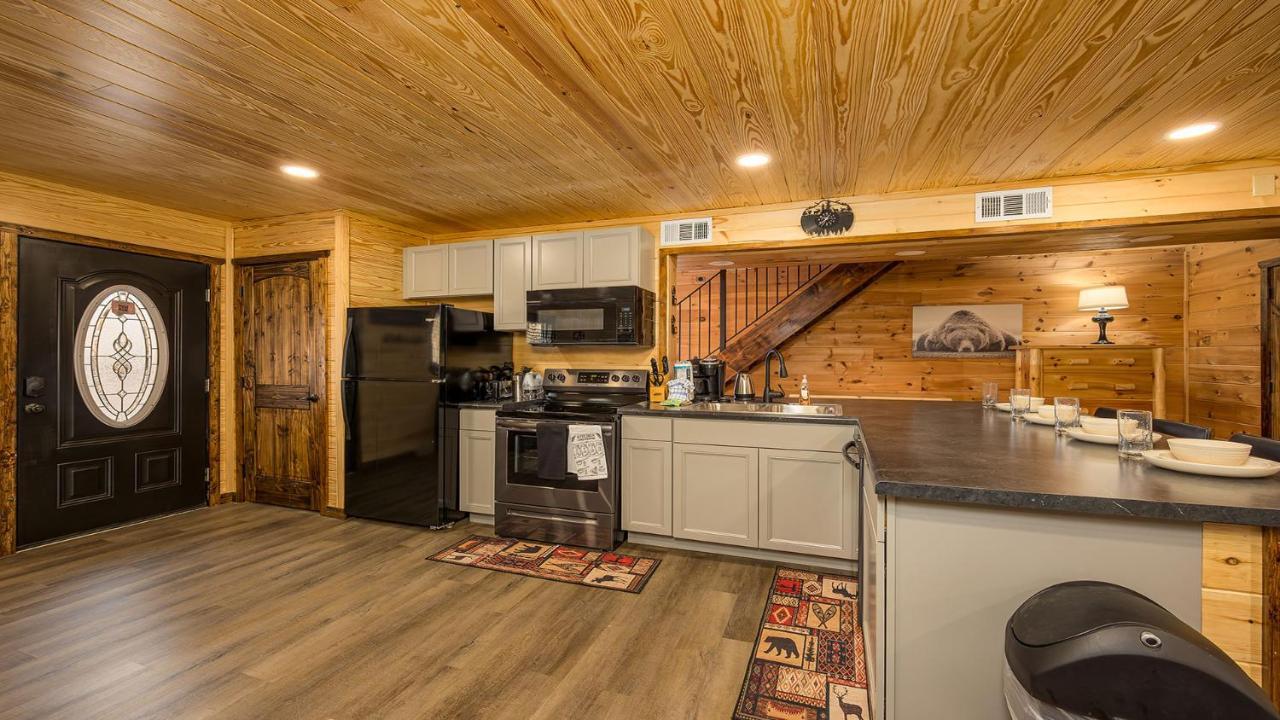 Mountain Whispers Villa Sevierville Exterior photo