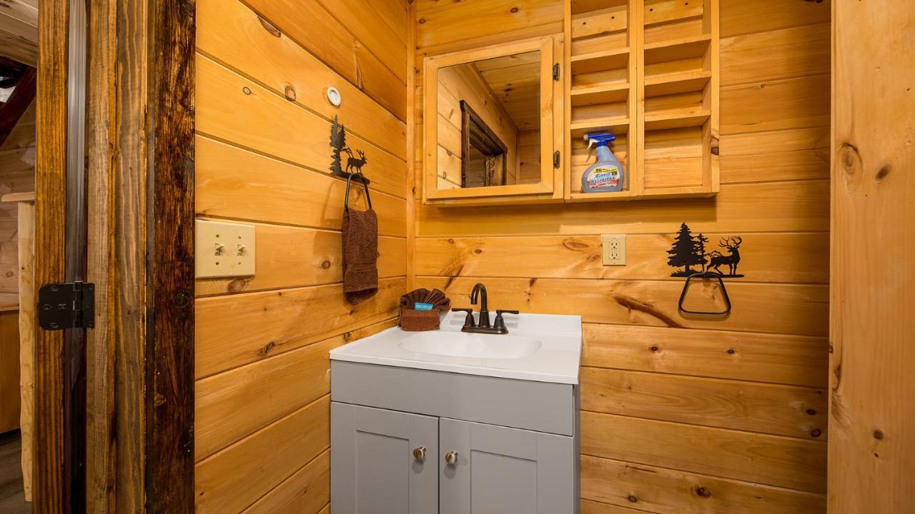 Mountain Whispers Villa Sevierville Exterior photo