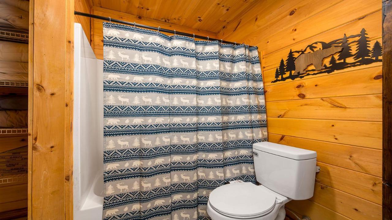 Mountain Whispers Villa Sevierville Exterior photo