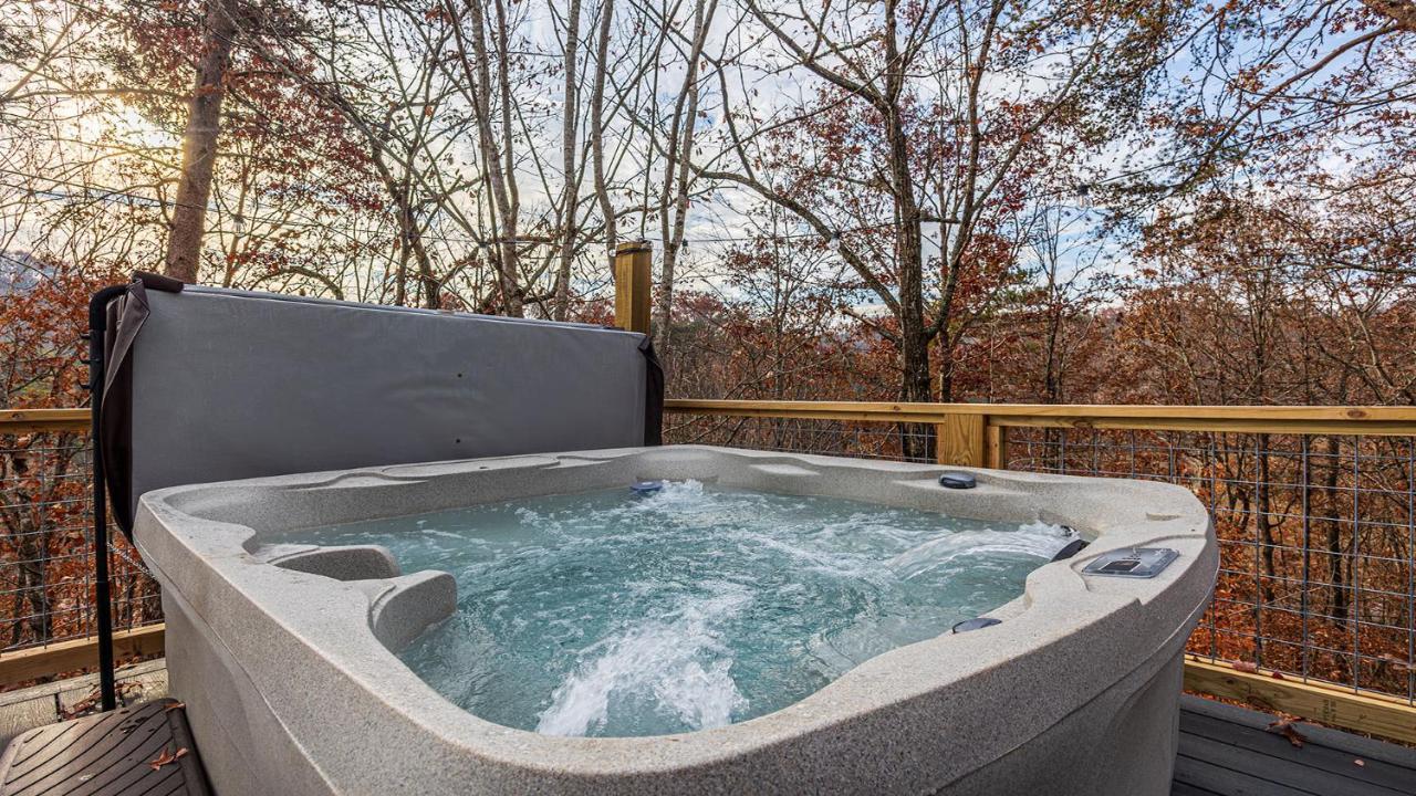 Mountain Whispers Villa Sevierville Exterior photo